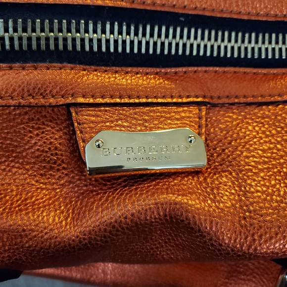 Burberry Metallic Porsum Handbag - Picture 2 of 3